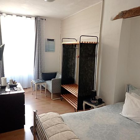 Maison Lapeyriere Le Dorat Екстериор снимка